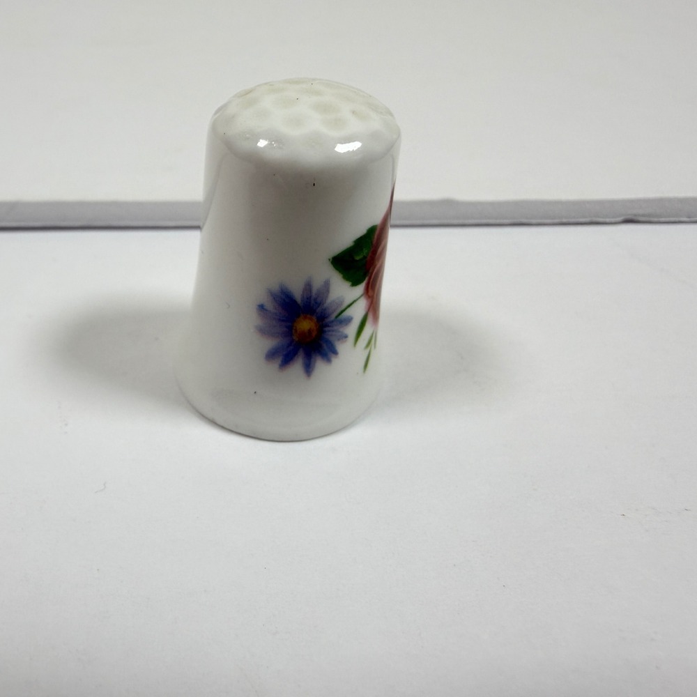 Ken Parry Collectables Bone China Thimble Pink Rose Floral British Made Vintage - Picture 2 of 5